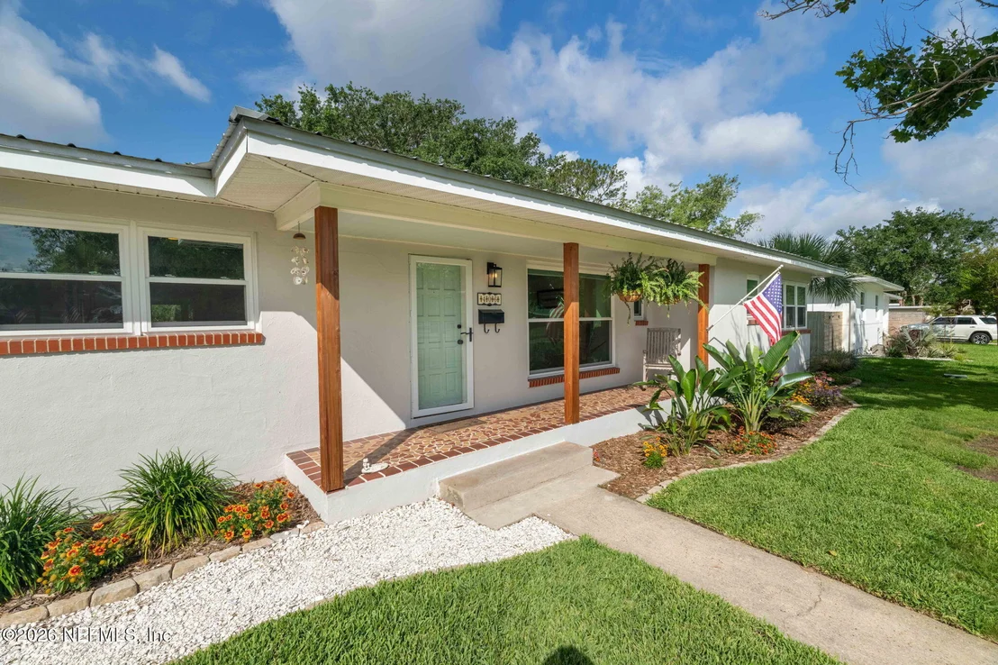 Photo of 406 ARREDONDO Avenue