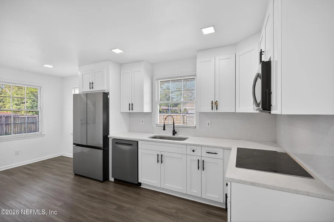 Photo of 7915 ALDERMAN Road
