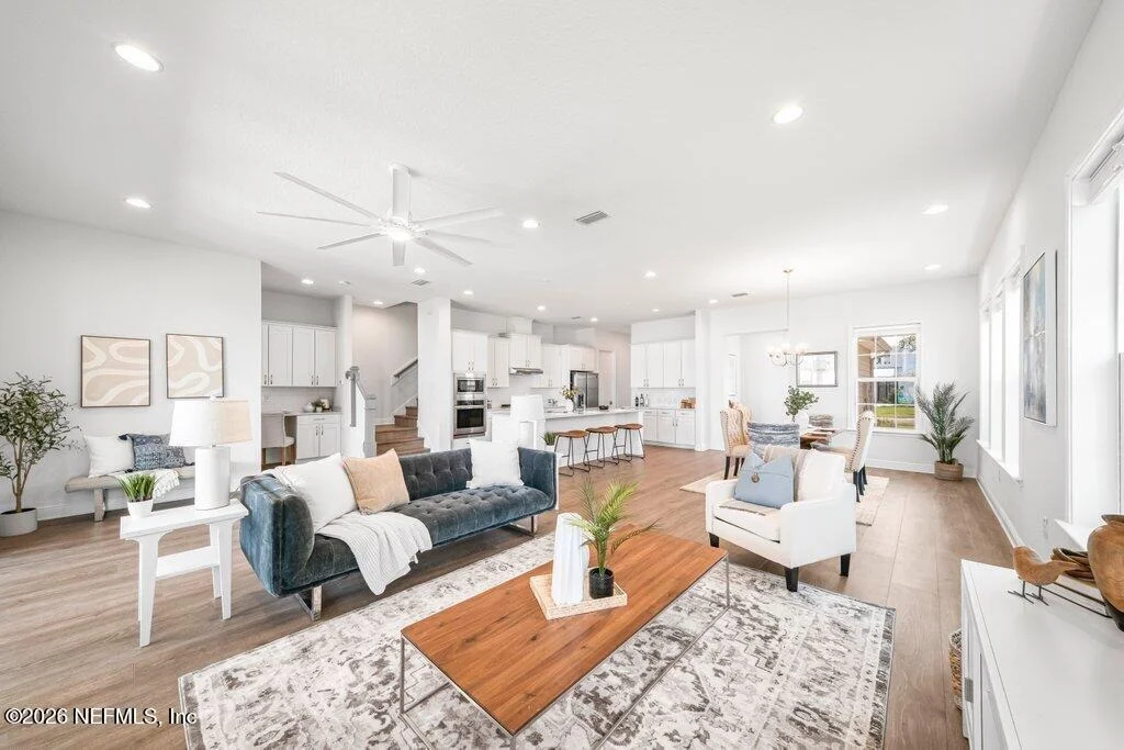 Photo of 457 MARQUESA Circle