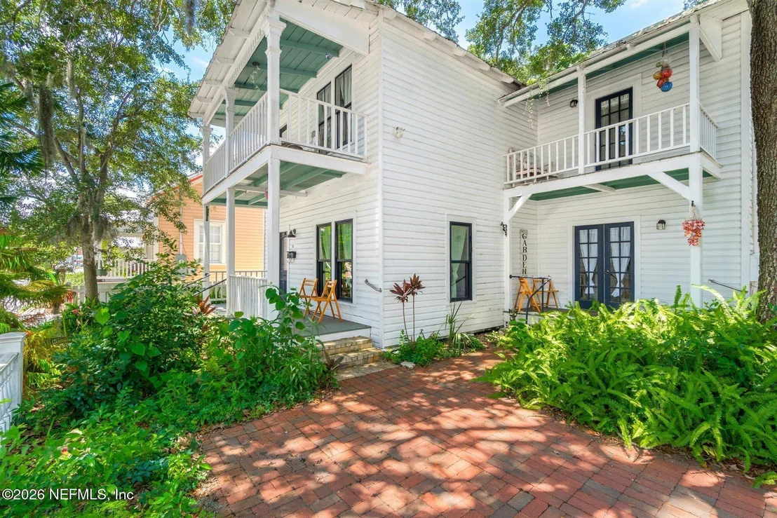 Photo of 18 LOCUST Street