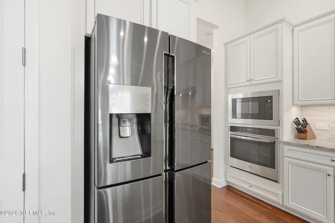 Photo of 2937 PESCARA Drive