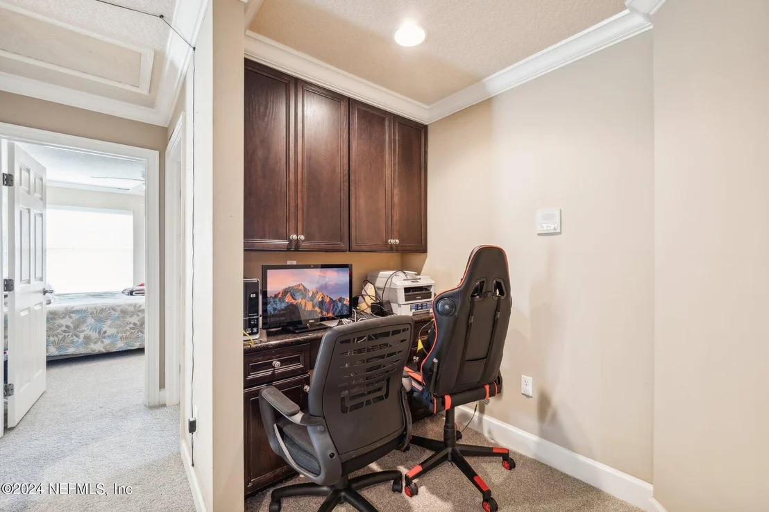 Photo of 4007 EAGLE LANDING Parkway
