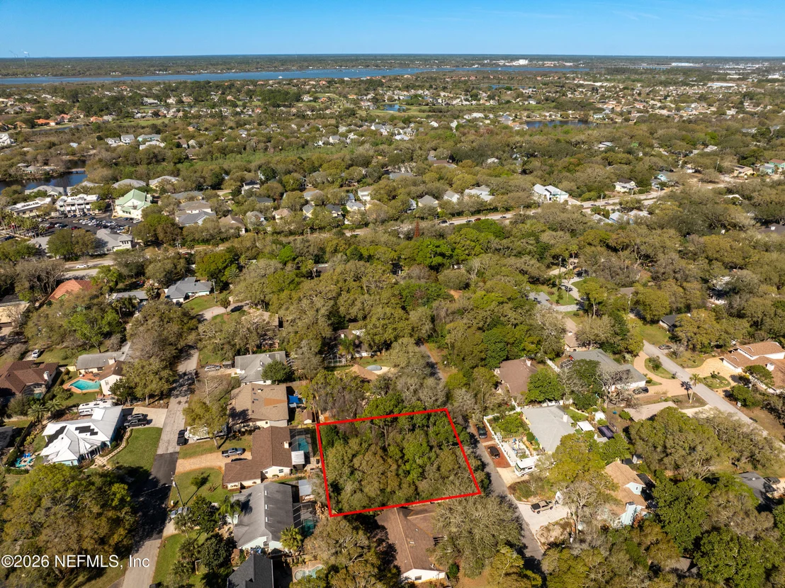 Photo of 419 OCEAN Drive