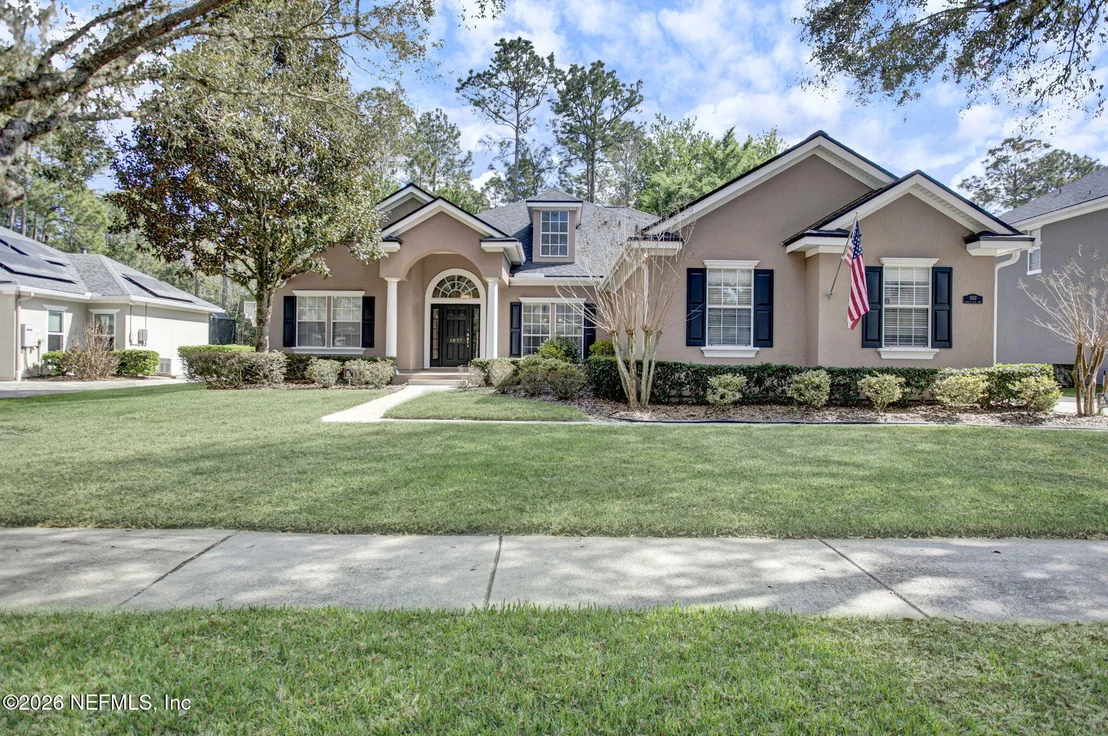 Photo of 1837 FOREST GLEN Way