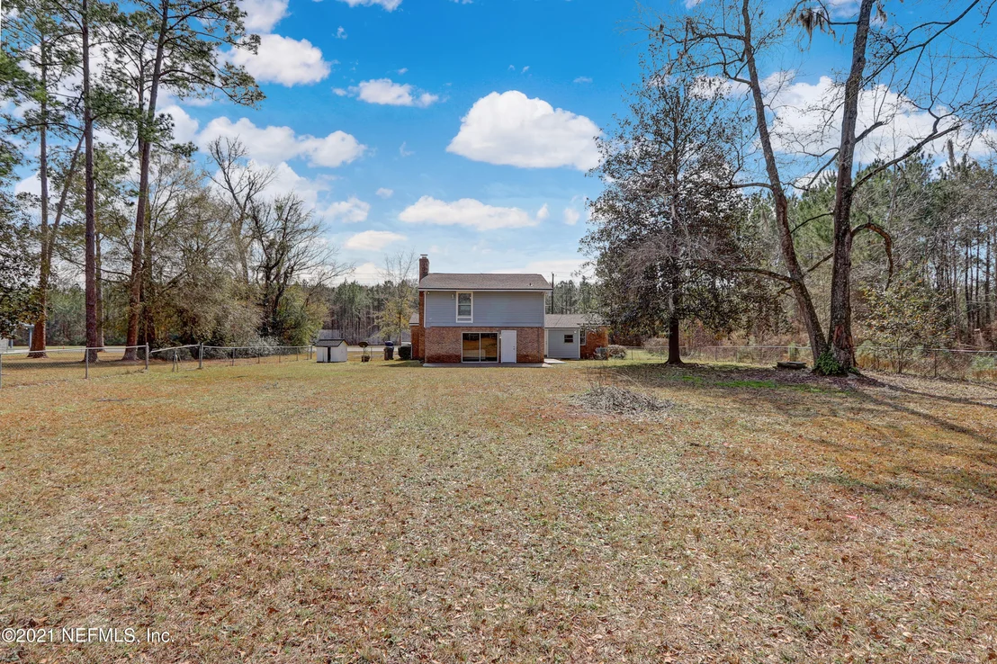 Photo of 450799 STATE RD 200