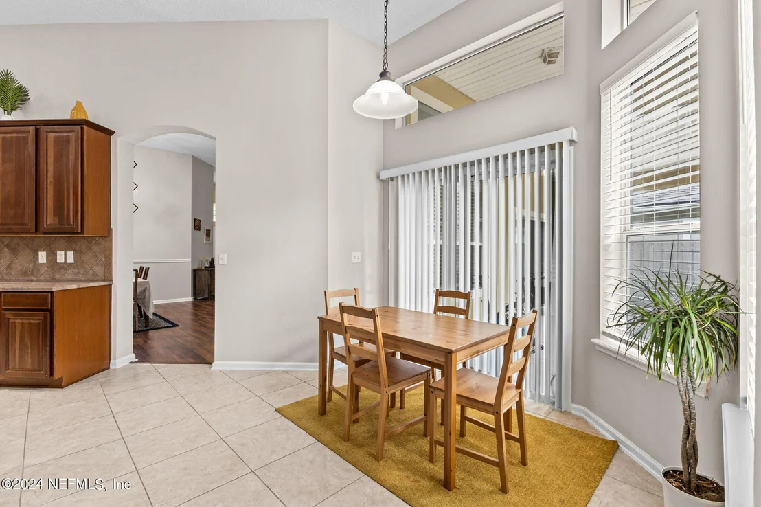 Photo of 6044 WHITE TIP Road