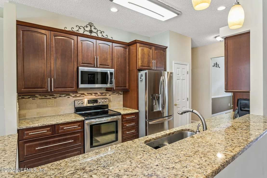 Photo of 128 IVY LAKES Drive