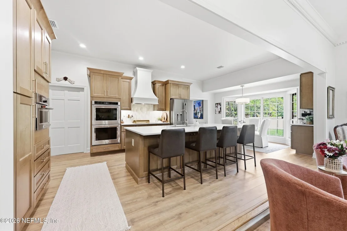 Photo of 8127 MIDDLE FORK Lane