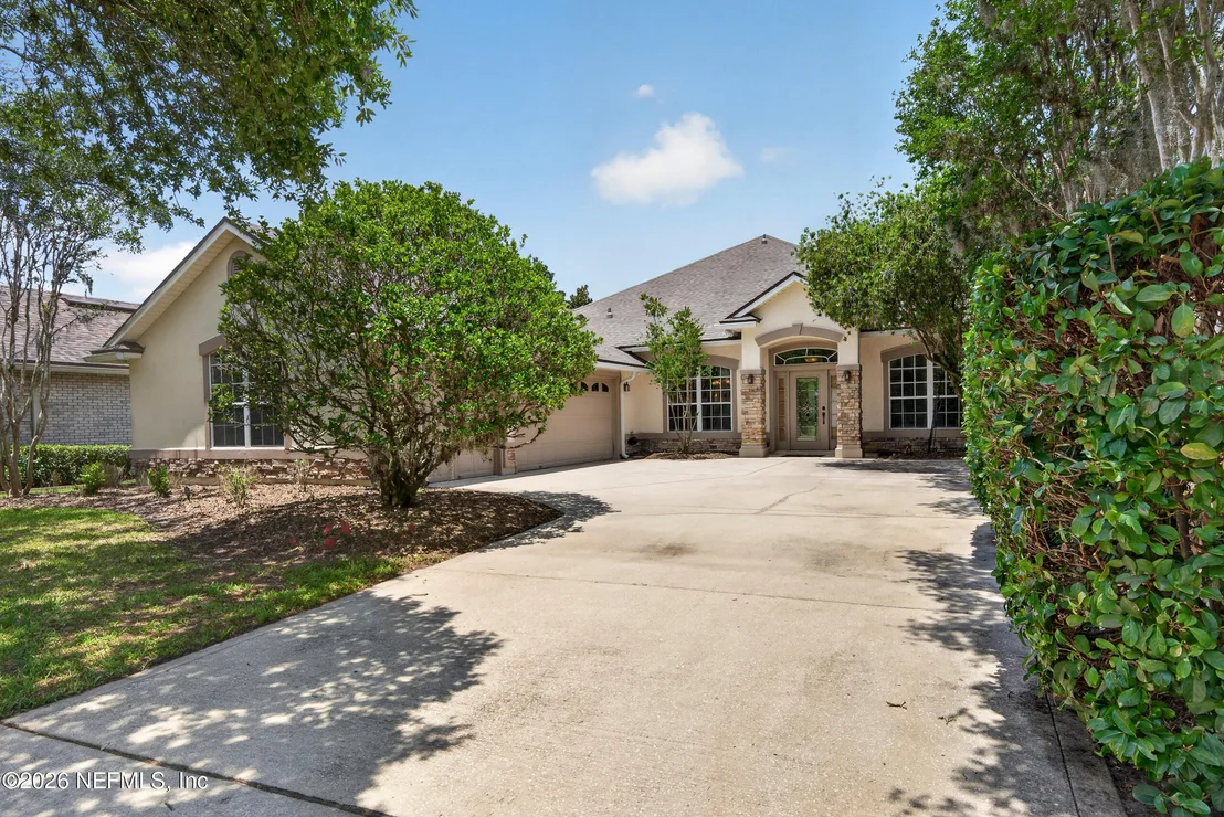 Photo of 1439 BARRINGTON Circle