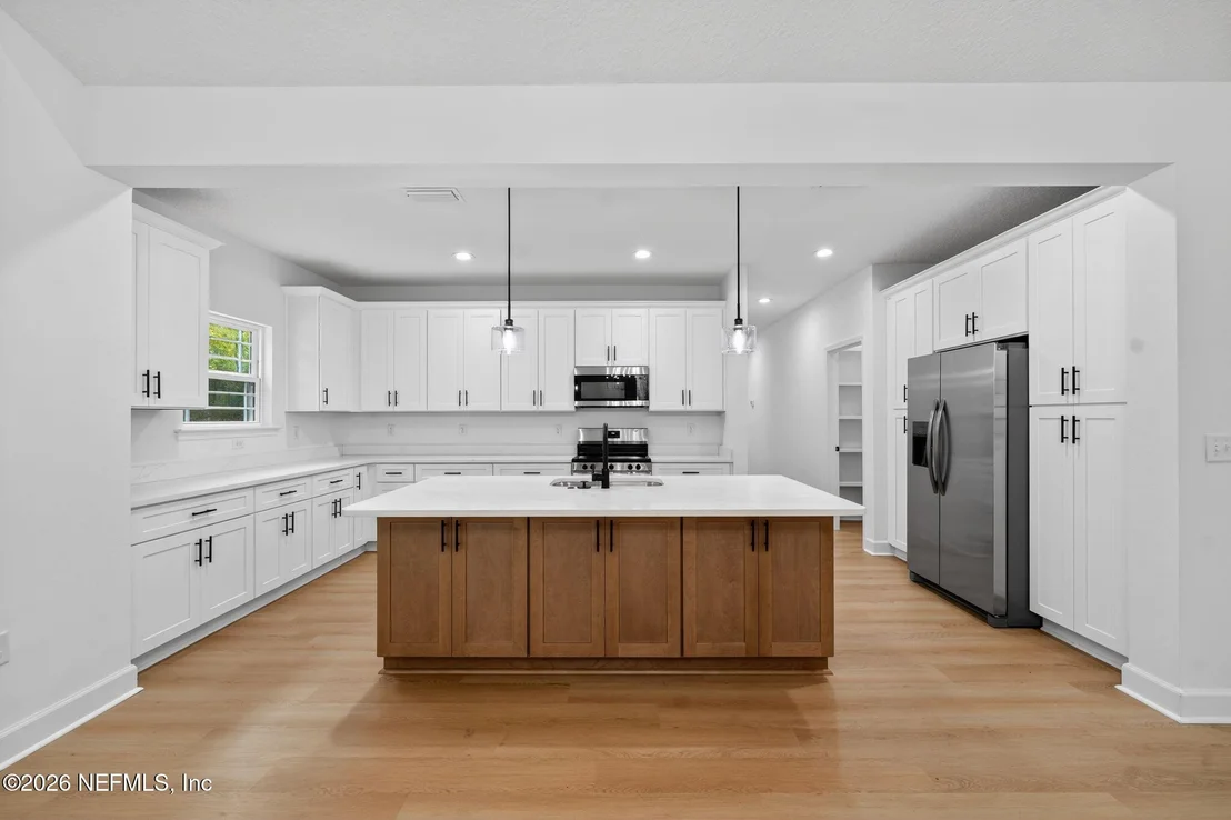 Photo of 2130 MALLARD Road
