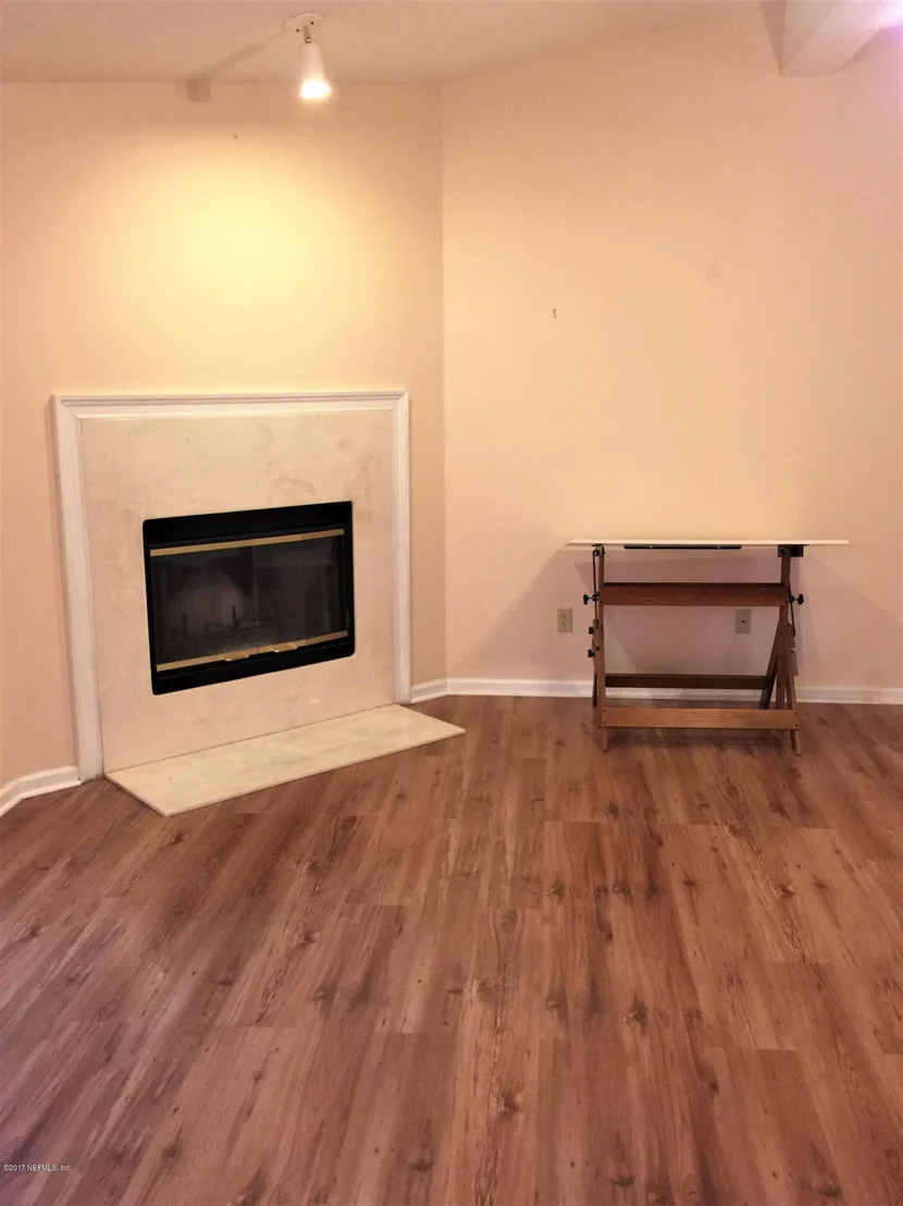 Photo of 4575 SHAKY LEAF Lane N
