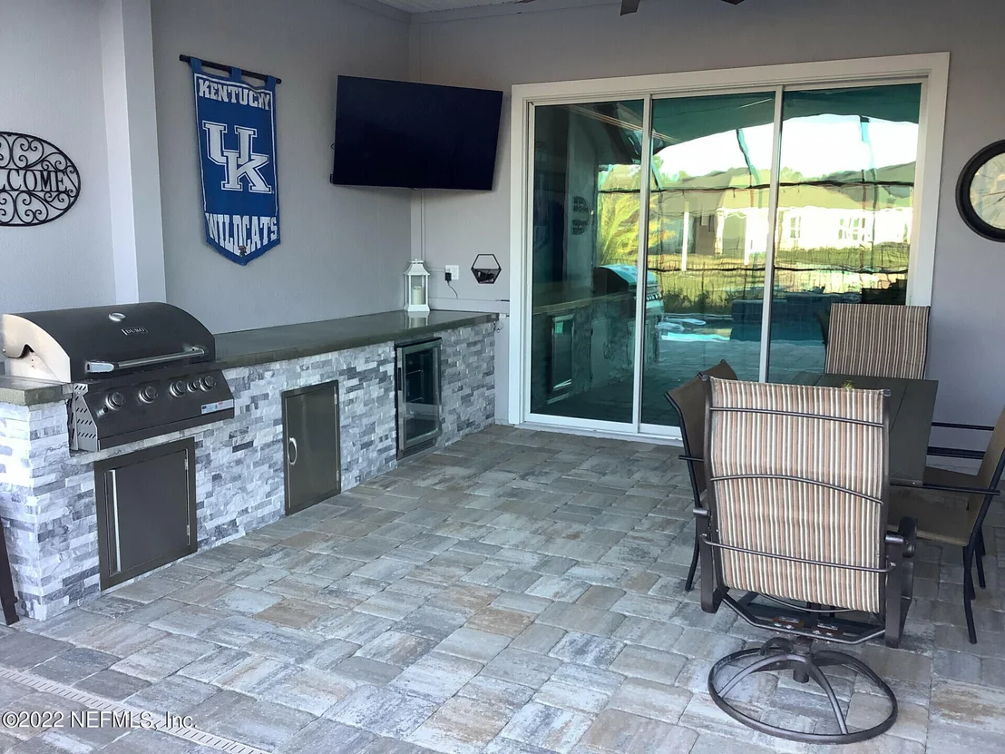 Photo of 48 SUNBERRY Way