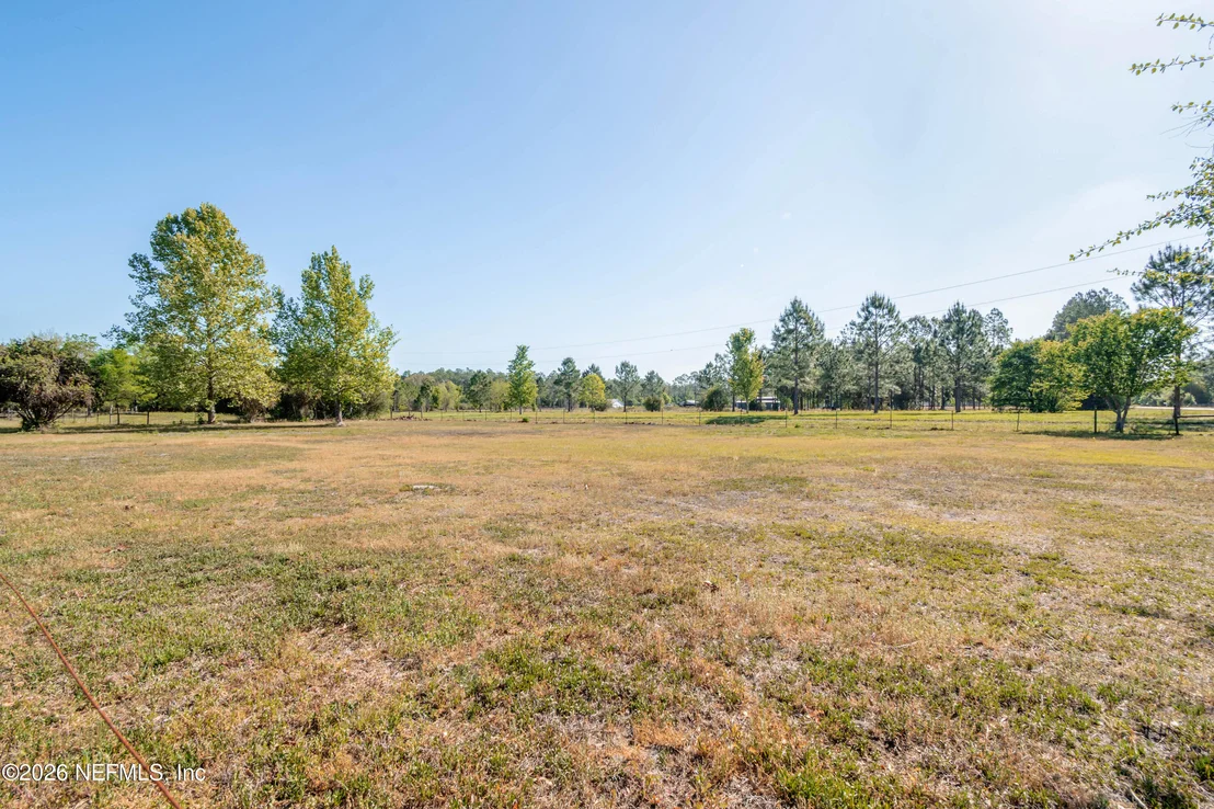 Photo of 8219 MUD LAKE Road