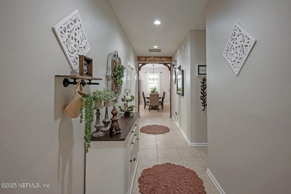 Photo of 112 PLAZA DEL RIO Drive