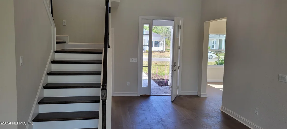 Photo of 451 HILLENDALE Circle