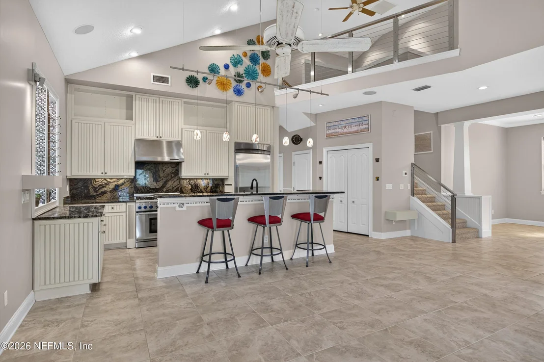 Photo of 117 ISLAND COTTAGE Way