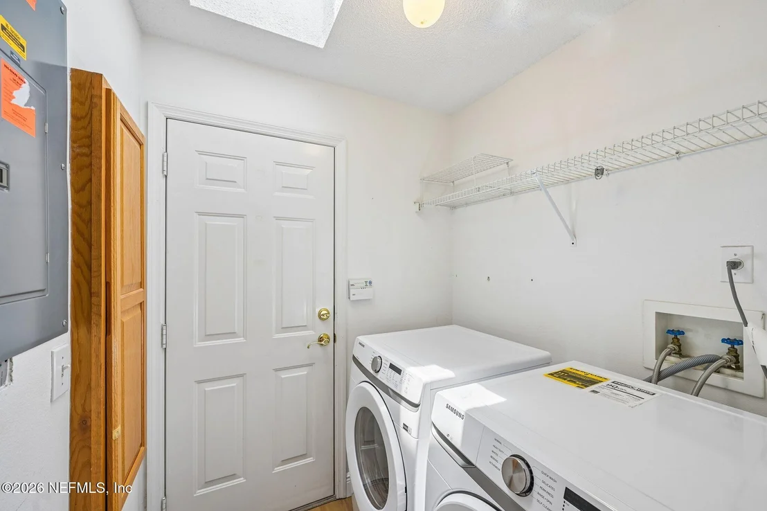 Photo of 2 BIRDSEYE Place