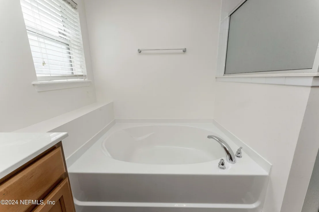 Photo of 393 SANWICK Drive