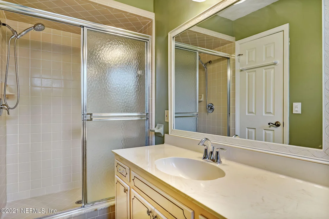 Photo of 11432 RIVER KNOLL Drive