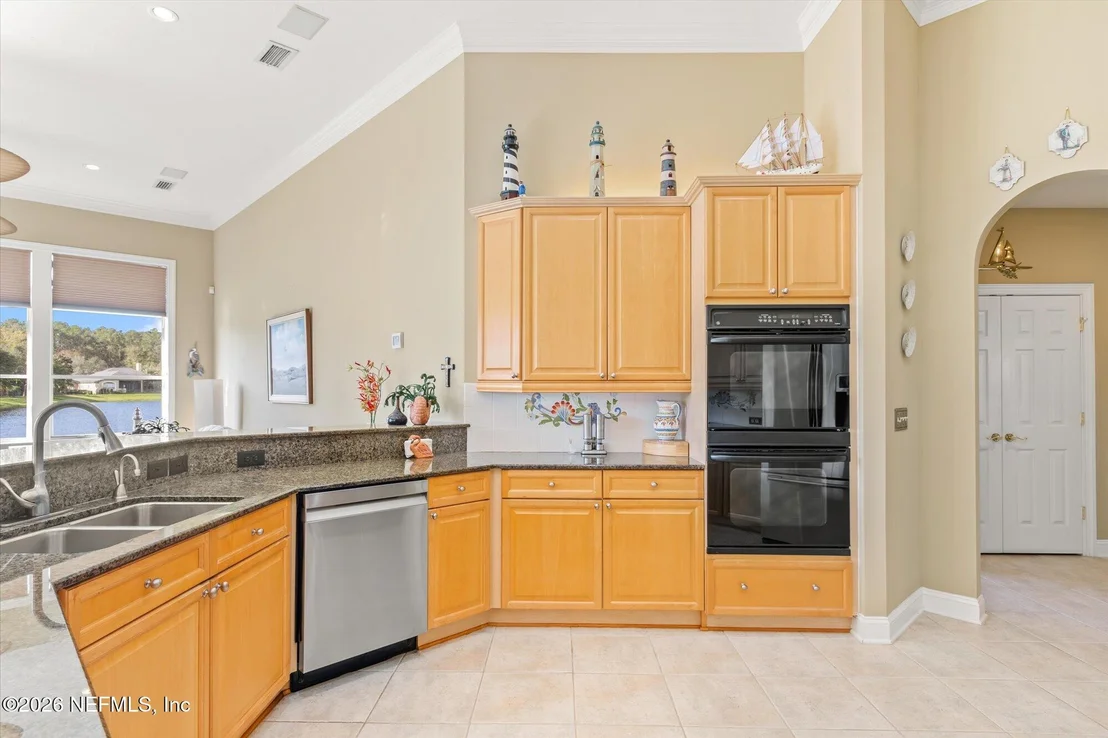 Photo of 700 PINECREST ISLE Court