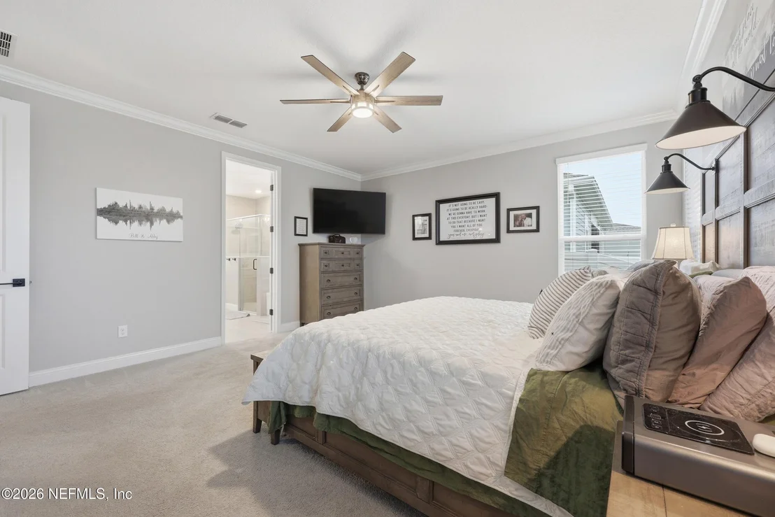 Photo of 392 BRYBAR Drive