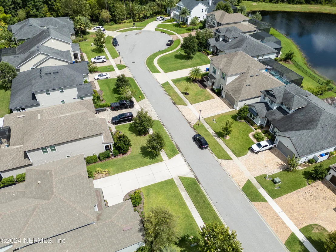 Photo of 818 OUTLOOK Drive