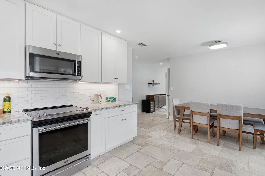 Photo of 254 JELLISON Road