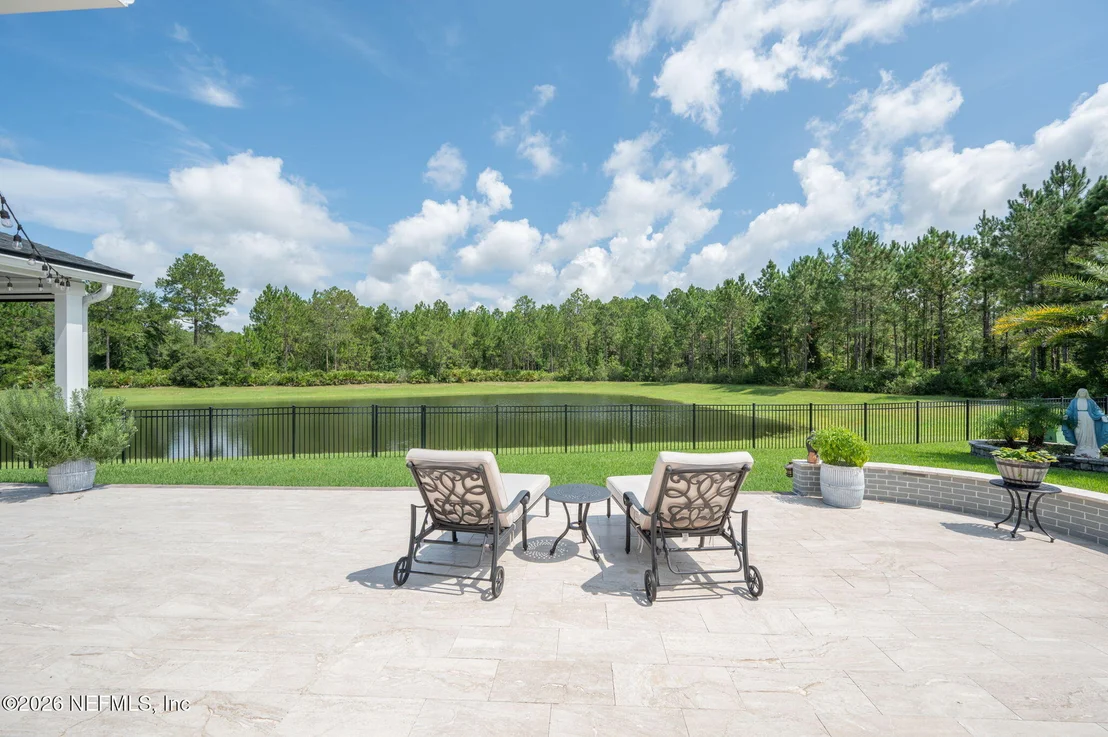 Photo of 681 GLENNEYRE Circle