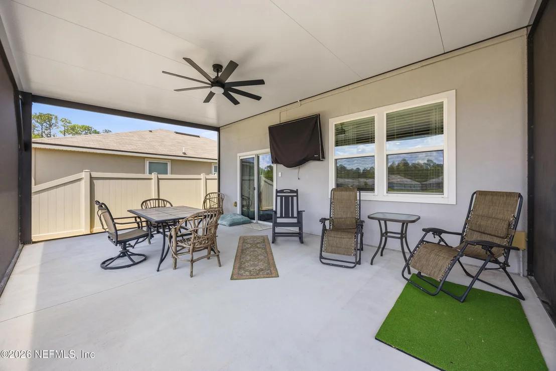 Photo of 70168 ROSEAPPLE Court
