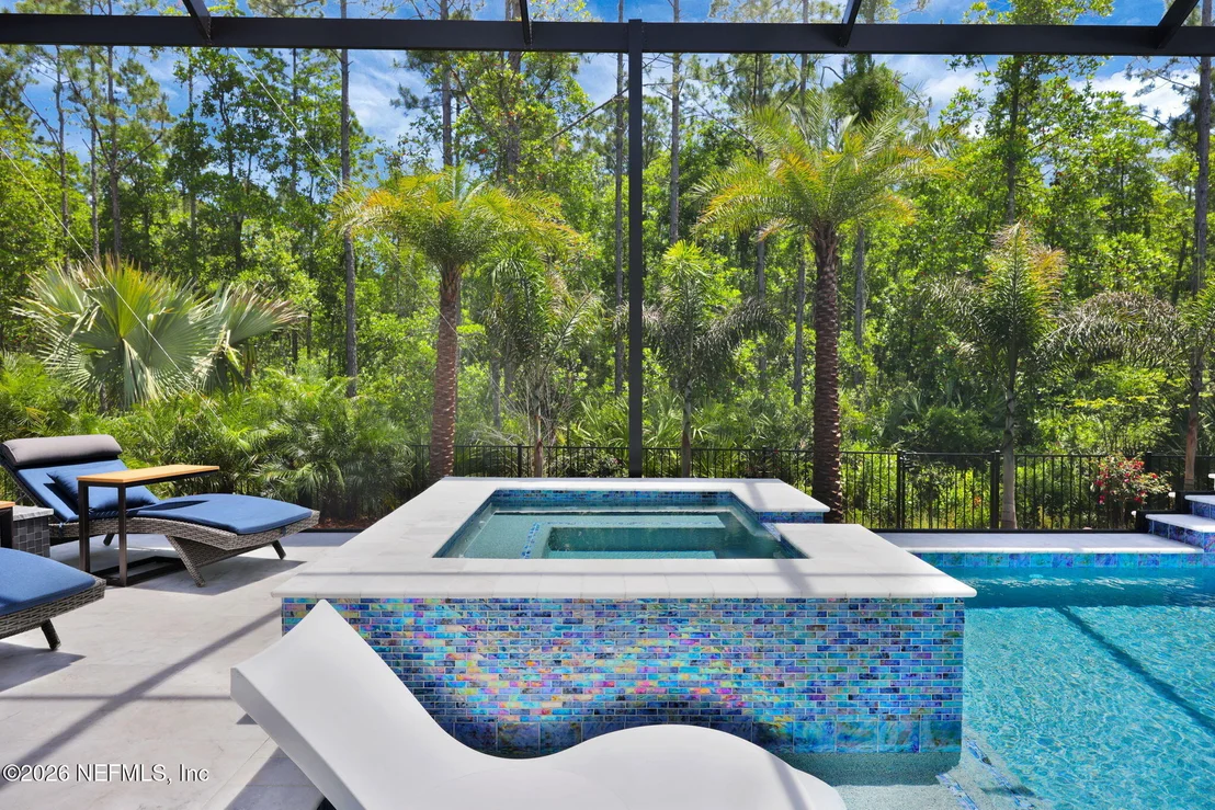 Photo of 375 SEAGROVE Drive