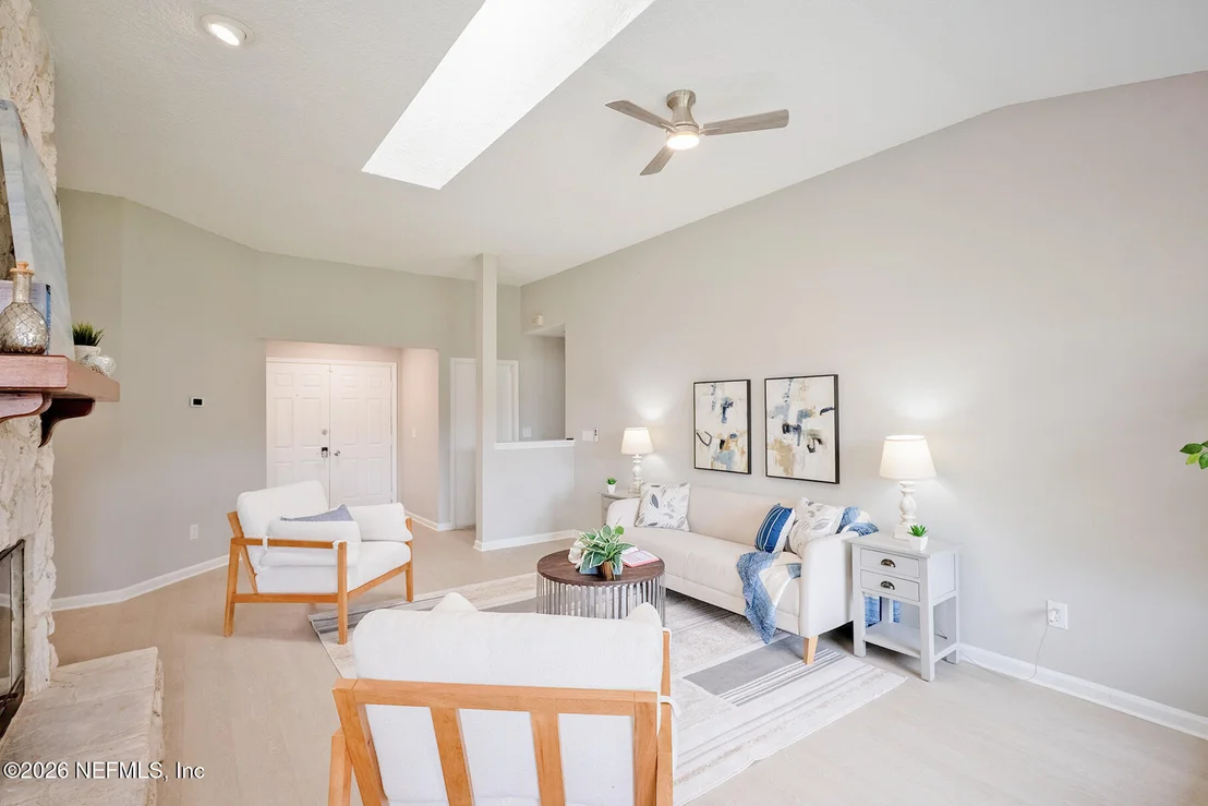 Photo of 7838 MOSS POINTE Trail W