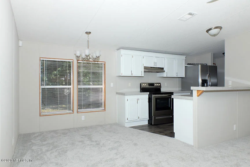 Photo of 1025 W 4TH Street