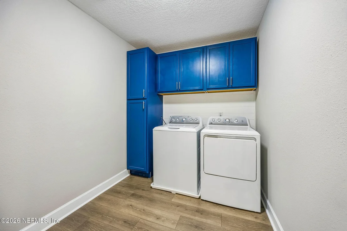 Photo of 3528 CUNNINGHAM Road