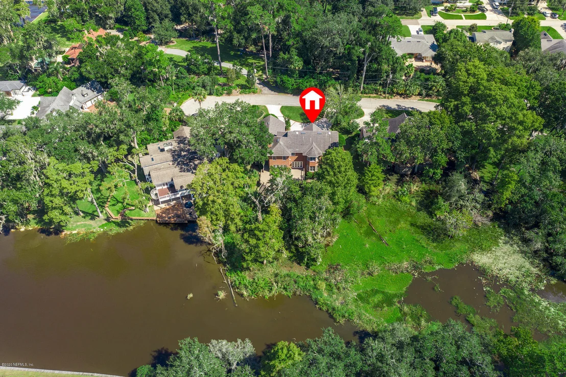 Photo of 906 GREENRIDGE Road