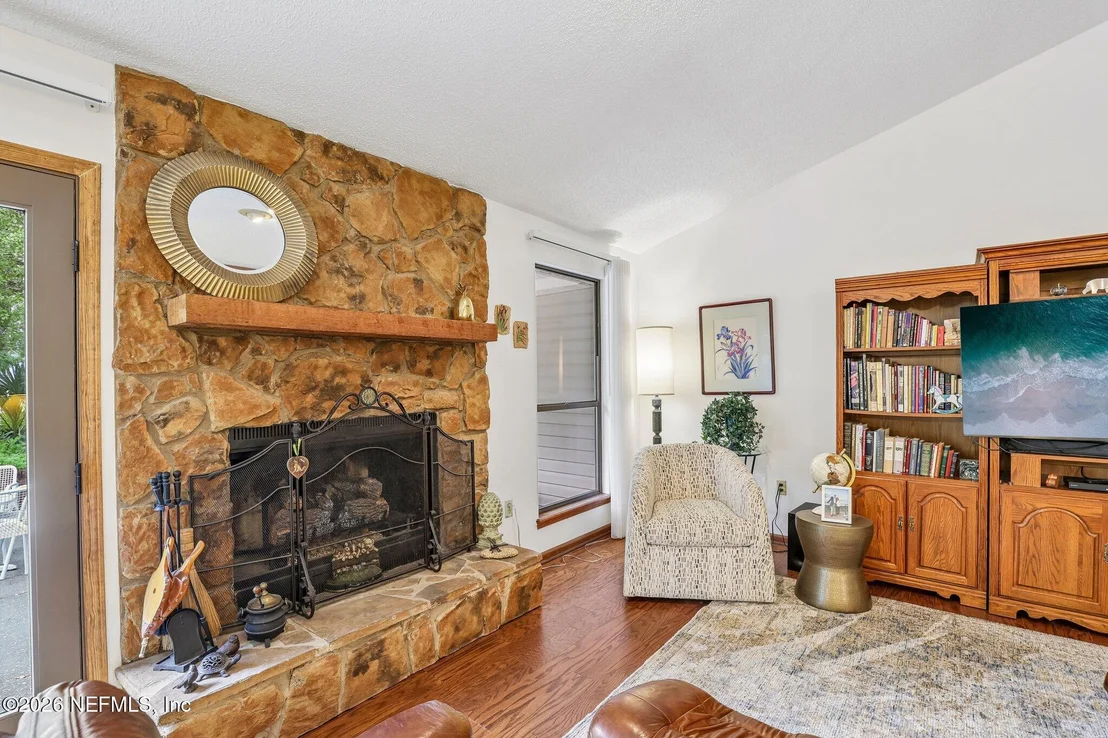Photo of 2792 OLD RIVER Road