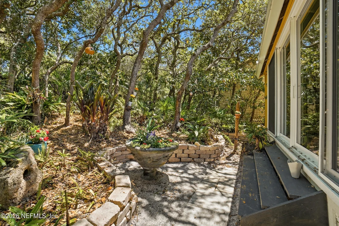 Photo of 136 TURTLE BAY Lane