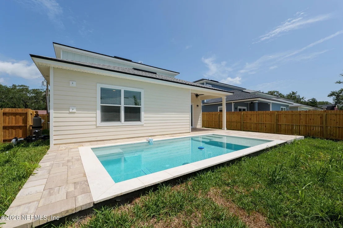 Photo of 609 TWENTY SECOND Street