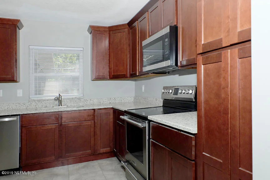 Photo of 5406 BURDETTE Road