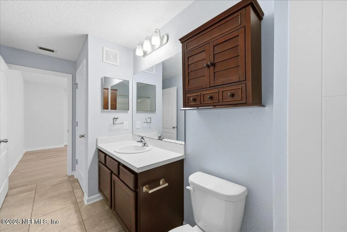 Photo of 1112 GOLDEN LAKE Loop