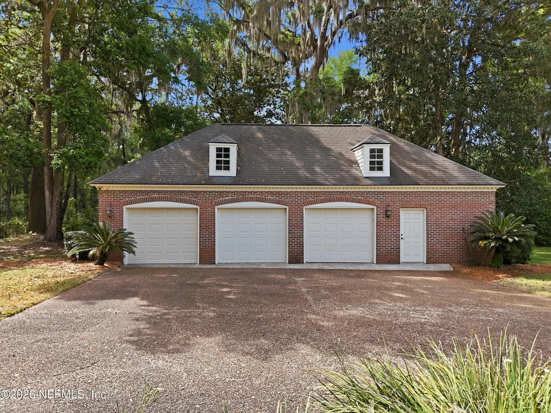 Photo of 13200 MANDARIN Road