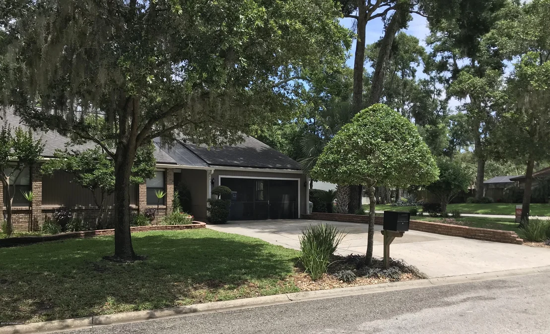 Photo of 4831 BEACON Drive W