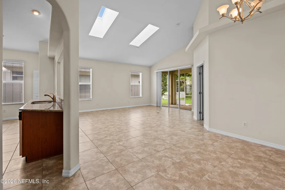 Photo of 756 CRESTWOOD Drive