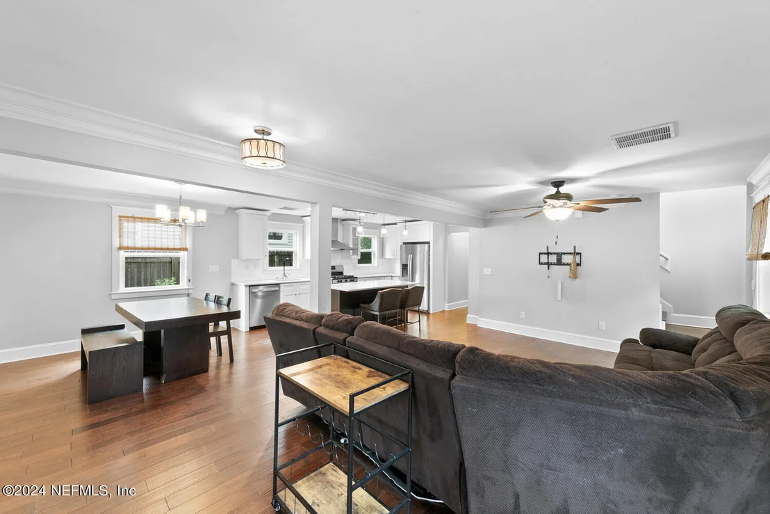 Photo of 1308 SYDNEY Place