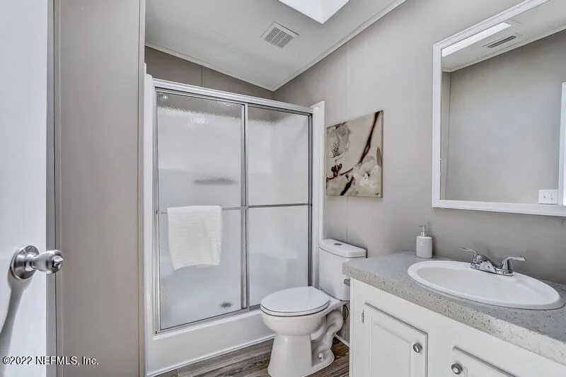 Photo of 13401 GROVER Road