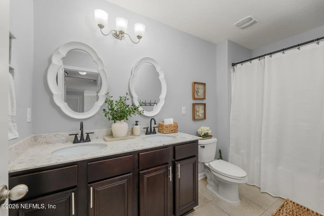 Photo of 389 SHETLAND Drive