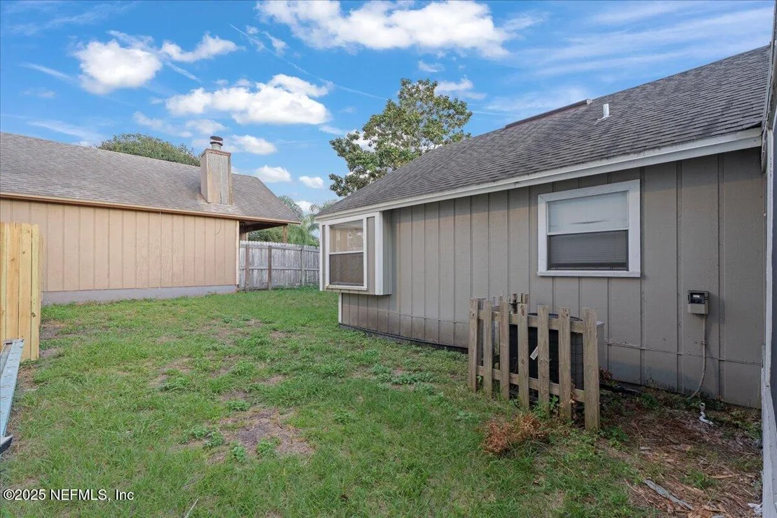 Photo of 2467 TOWNSQUARE Drive