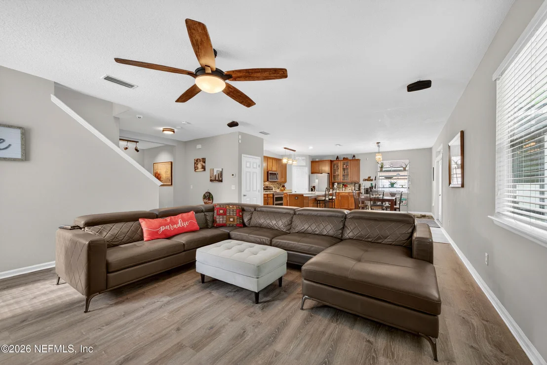 Photo of 356 SUNSHINE Drive