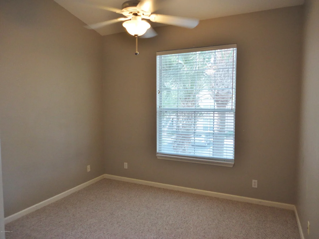 Photo of 203 AUGUSTA Circle