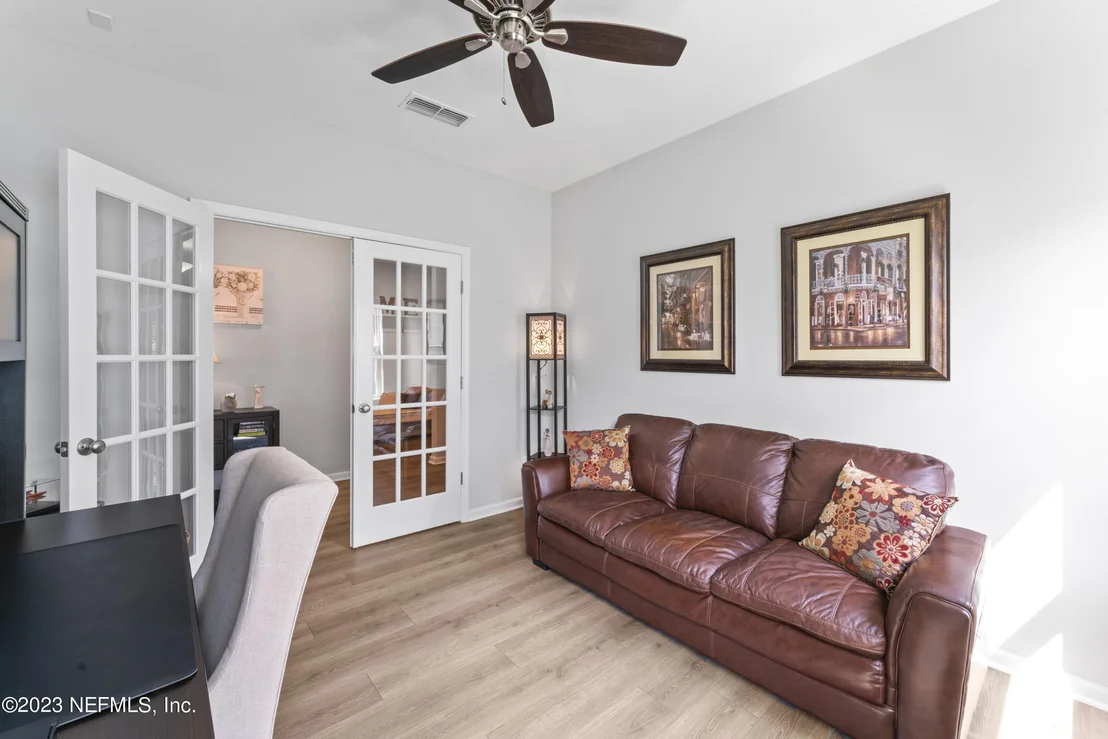Photo of 157 CATESBY Lane