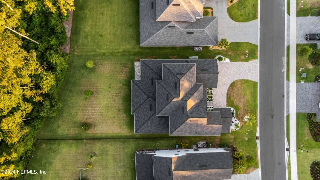 Photo of 10511 SILVERBROOK Trail